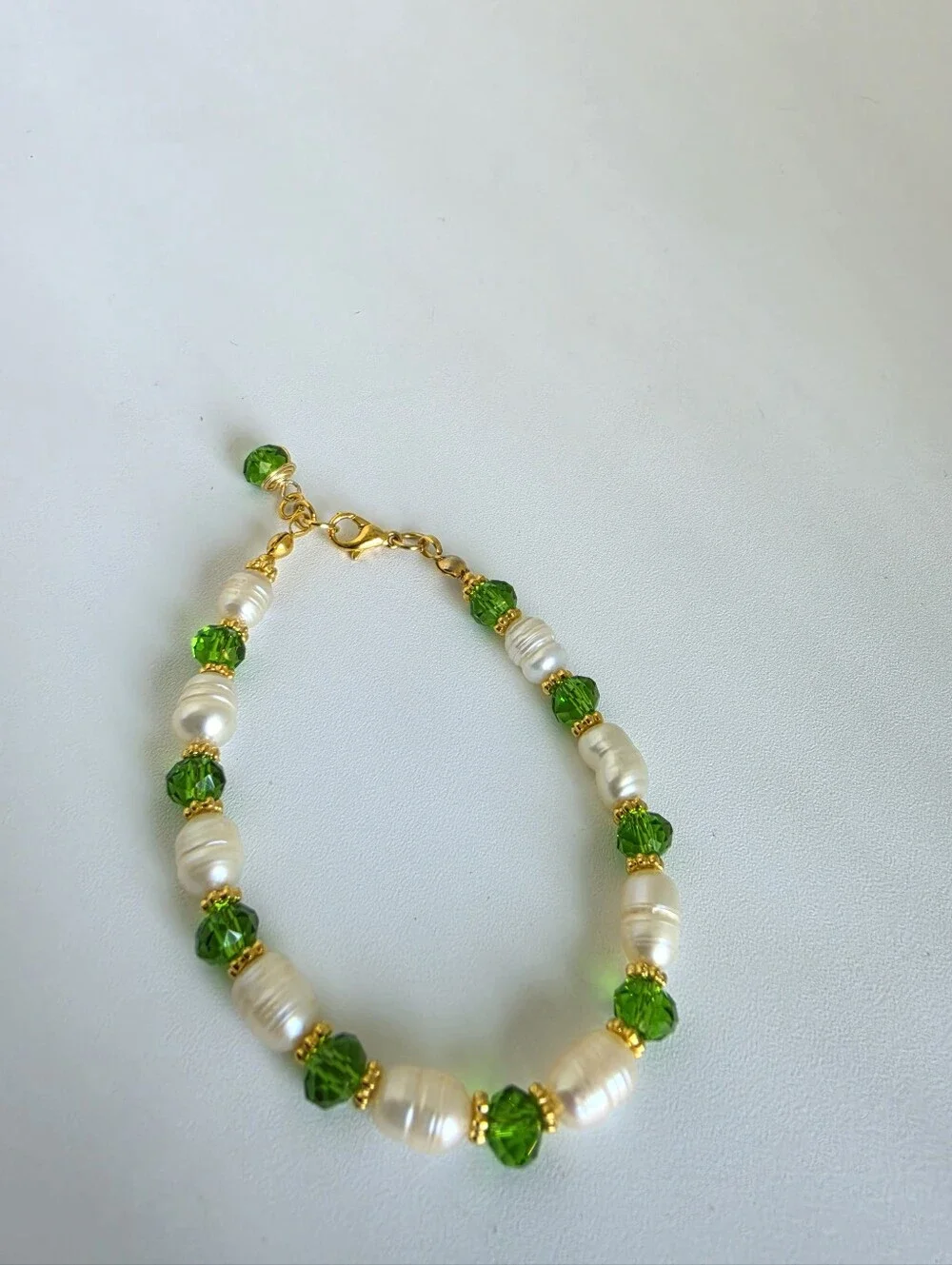 Handmade Freshwater Pearl & Green Crystal Beaded Bracelet 8”